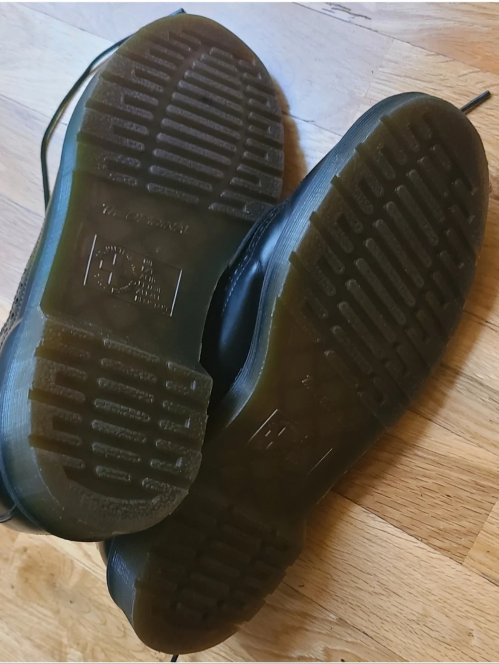 Dr. Martens little no